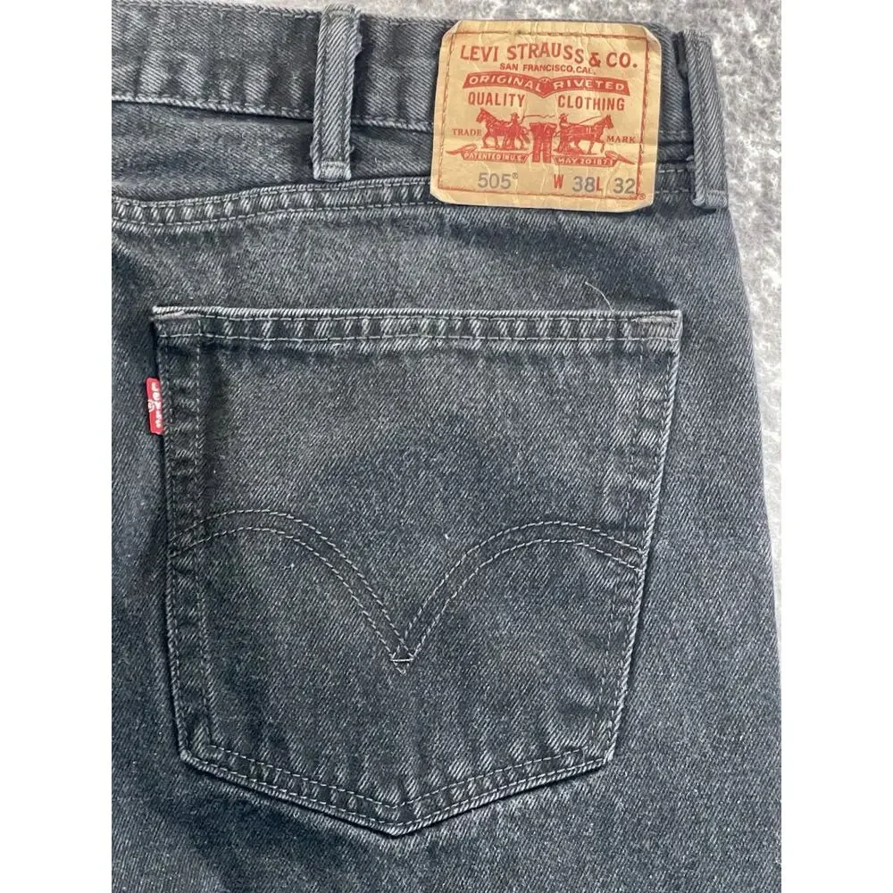 Levis 505 Mens 38x32 Regular Fit Straight Leg Black Denim Jeans